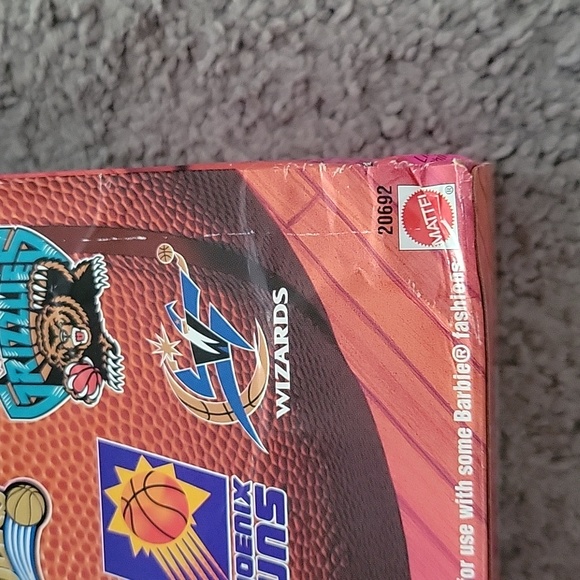 NBA Chicago Bulls Barbie - Picture 7 of 7